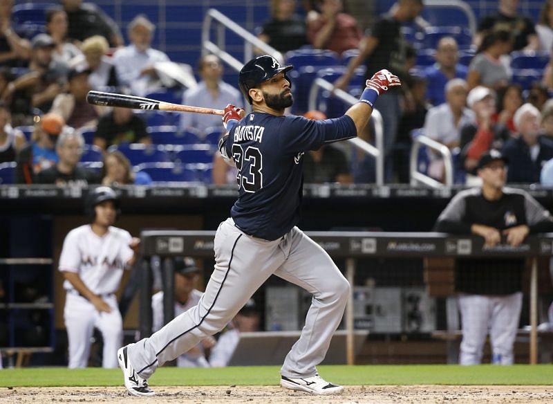 Braves release slumping Bautista, Camargo to play 3B