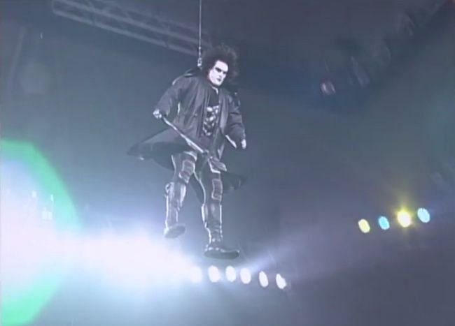 Sting rappels down from the heavens 