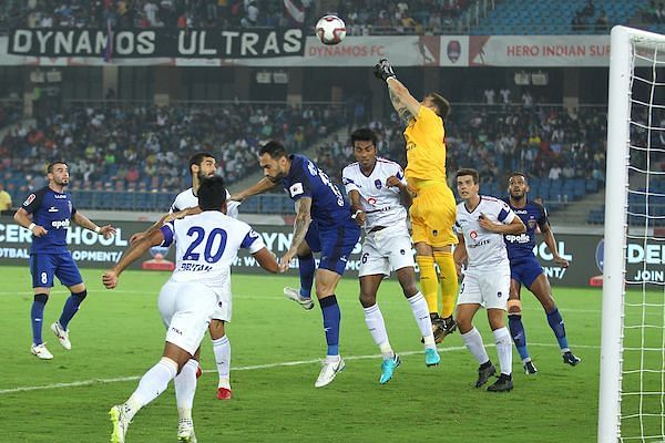 Fransisco Dorronsoro put up a fine show in front of the post to win Delhi one point from the game against Chennaiyin FC (Image Courtesy - ISL)