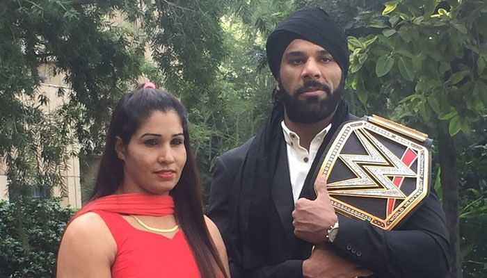 There are some talented Superstars on the WWE roster who are of Indian origin 