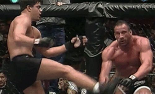 Pete Williams nails Mark Coleman with the 