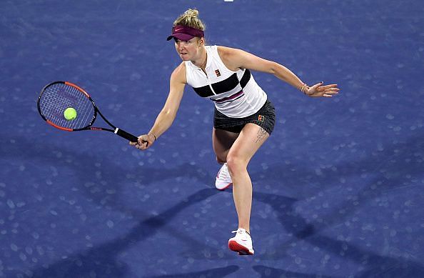Elina Svitolina holds it together to win in straight sets at the Dubai Duty Free Tennis Championships