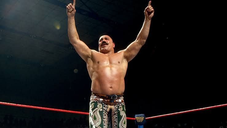 The Iron Sheikh served as a transitional champion back in the 1980s!