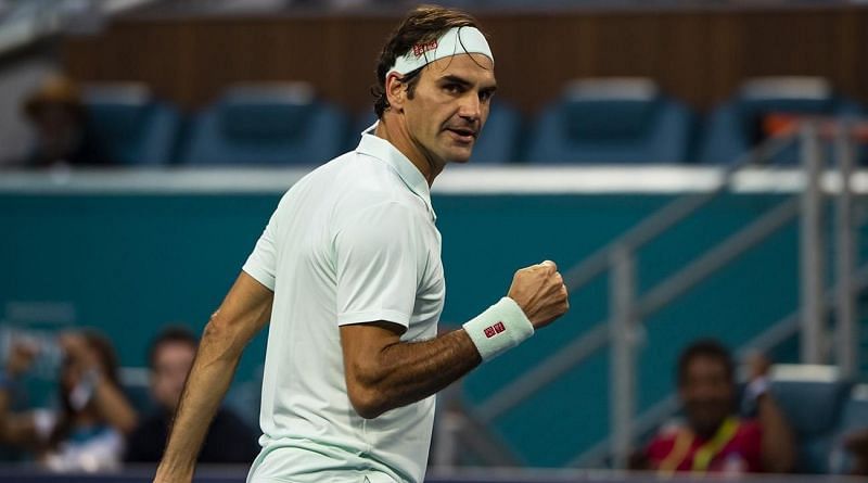 Roger Federer defeated Albot 4-6,7-5,6-3 in the second round of Miami Open.
