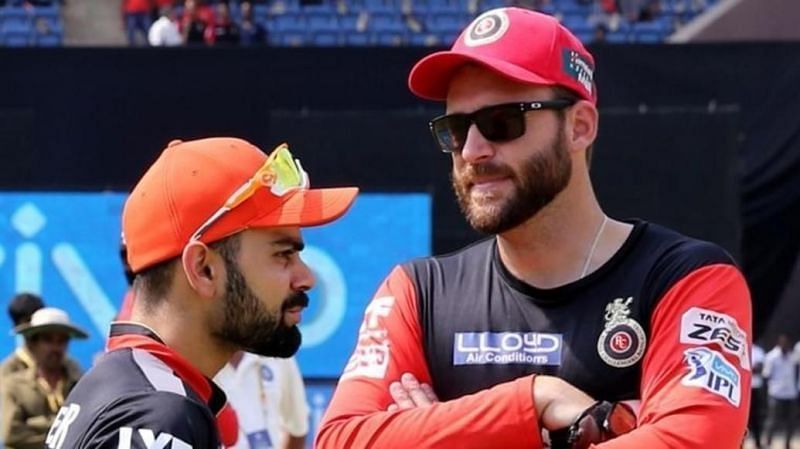 Kohli and Vettori - Image Courtesy ( BCCI/IPLT20.com)