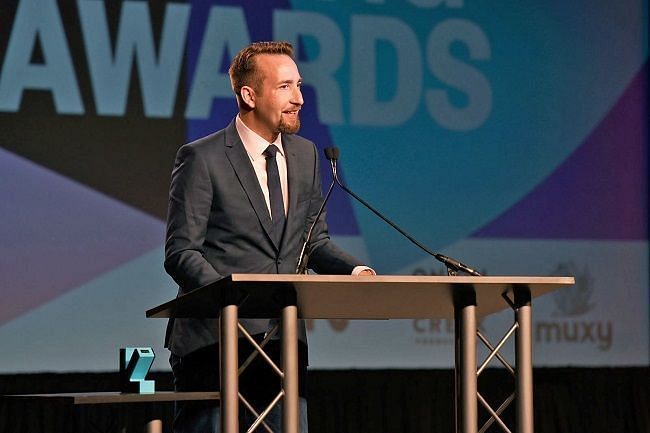 Brendan Greene accepts his award for Esports Game of the Year (Image Credits: Engadget)