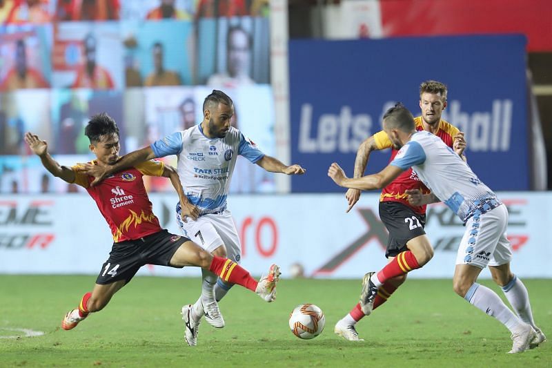 Alex Lima (second from left) had a few half chances but he was culpable of not converting those. Courtesy: ISL