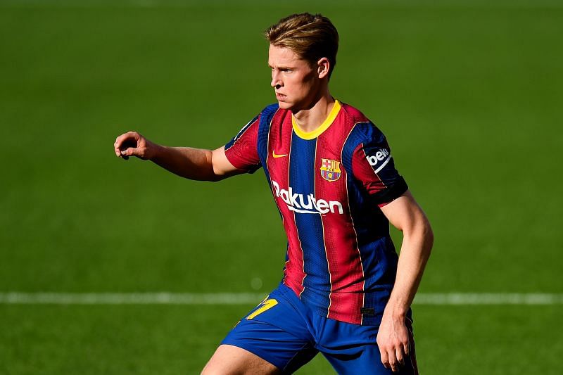&nbsp;Frenkie de Jong earns a massive salary at Barcelona