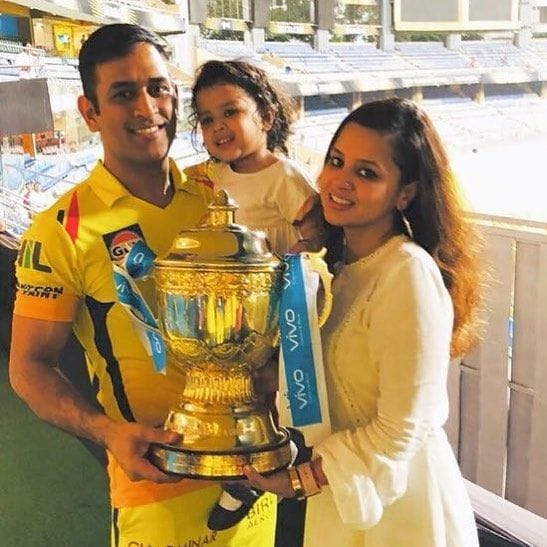 Who Is Ms Dhoni S Wife Sakshi Dhoni
