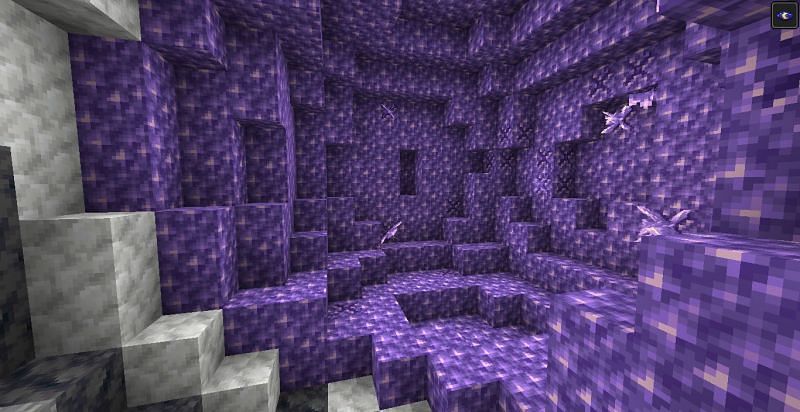The Minecraft 1.17 Caves and Cliffs update brings huge mountains and deep caves to the game (Image via Mojang)