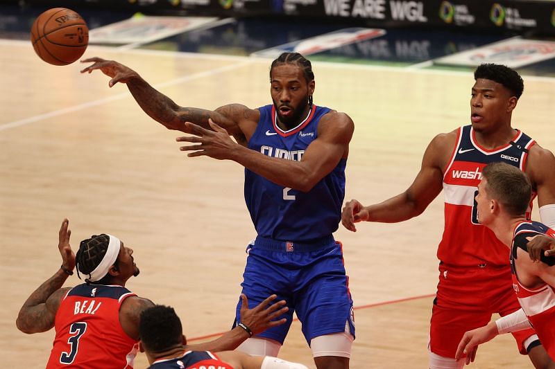Kawhi Leonard in NBA action for the LA Clippers