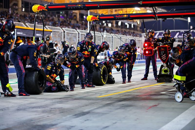 Who has the record for the fastest pit stop in Formula 1?