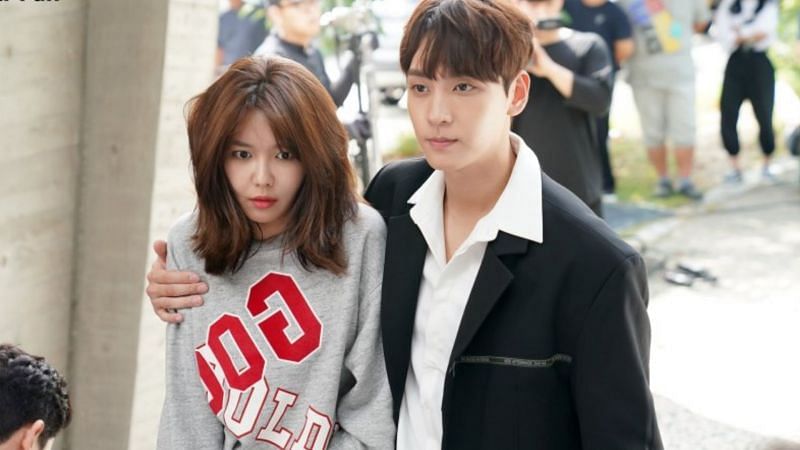 Choi Sooyoung and Choi Tae Joon in their new drama, &quot;So I Married An Anti-Fan&quot; (Image via Rakuten Viki)