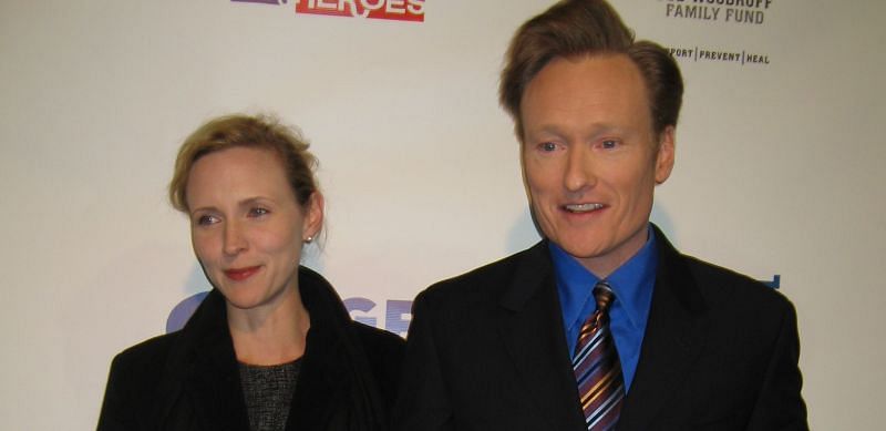 Conan O&#039; Brien with his wife, Liza Powel (image via Wikipedia)