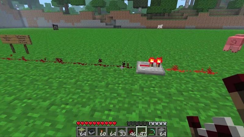 A redstone repeater extending the redstone signal (Image via Gamehngry on YouTube)