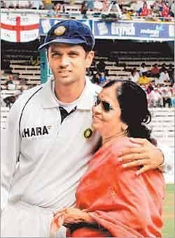 Rahul Dravid with his mother