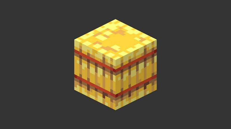 Hay bales have existed in Minecraft since 2013, and have enjoyed a significant amount of positive changes (Image via Mojang).
