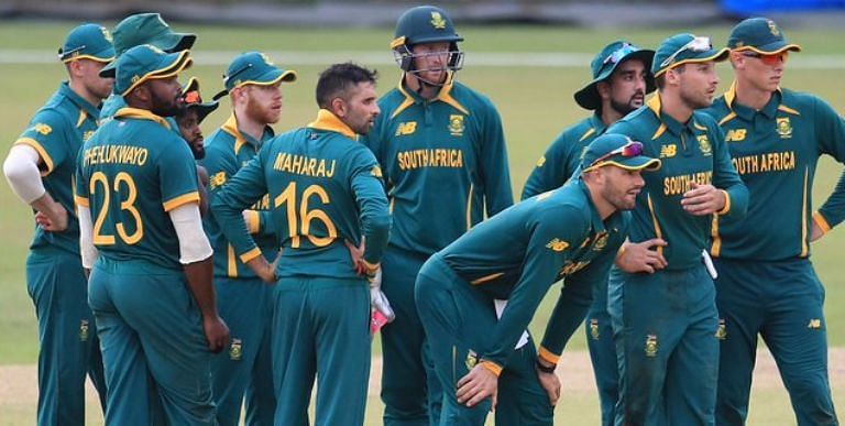 पहले वनडे में दक्षिण अफ्रीका को पराजय मिली है 