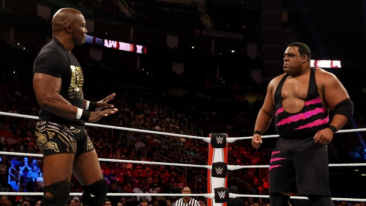 WWE Raw में शैल्टन बेंजामिन और कीथ ली के बीच स्टेयरडाउन देखने को मिला था 