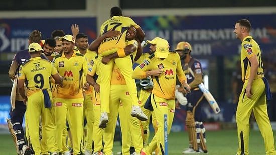 आईपीएल 2021 का सीजन चेन्नई सुपर किंग्स ने जीता है