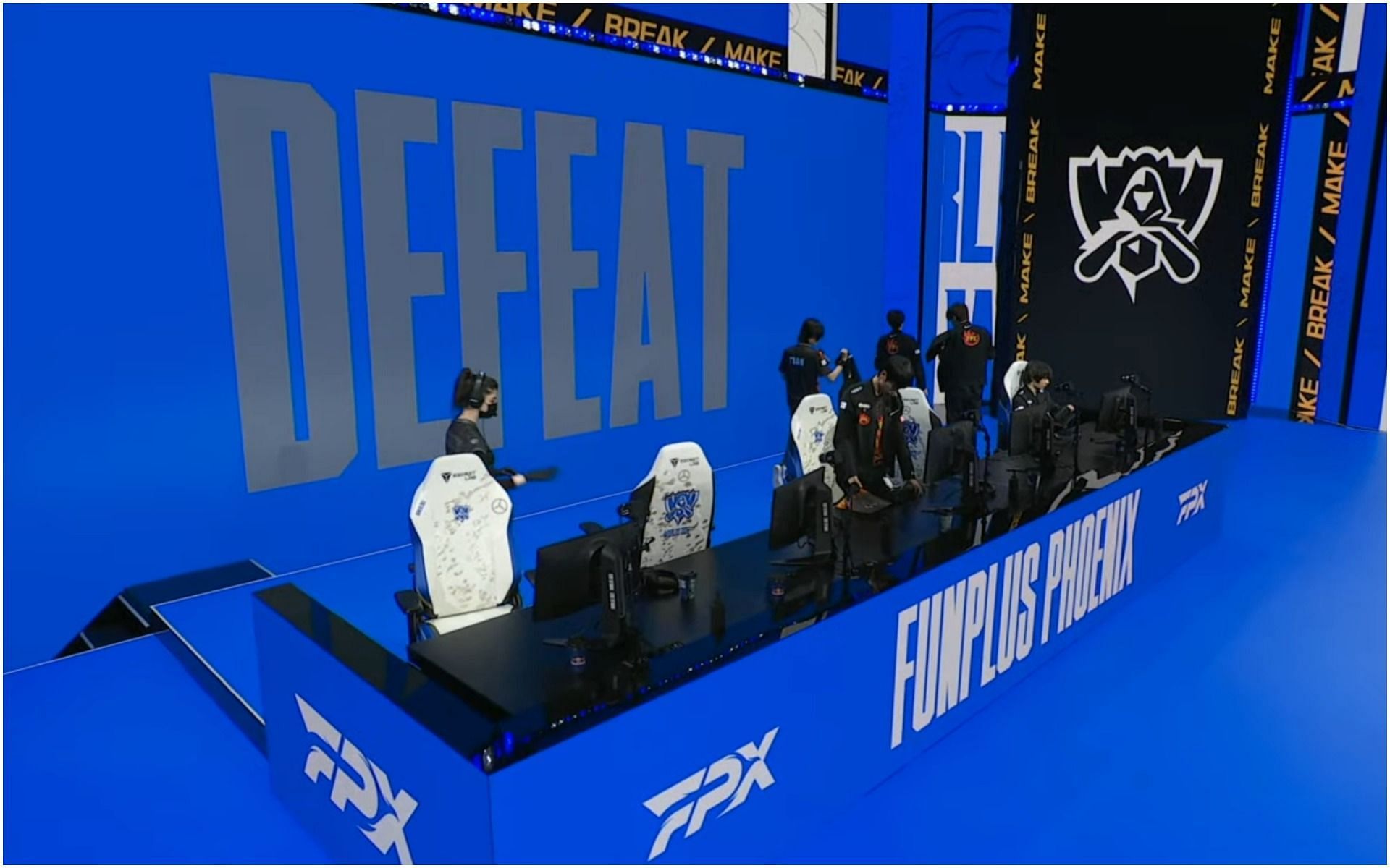 FPX gets knocked out from League of Legends Worlds 2021 as they lost to both Rogue and Cloud9 (Image via League of Legends)
