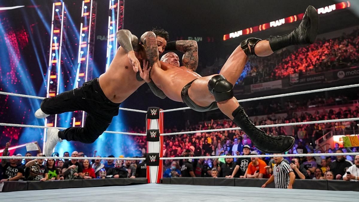 WWE Raw की व्यूअरशिप में इस हफ्ते हुई बढ़ोत्तरी 