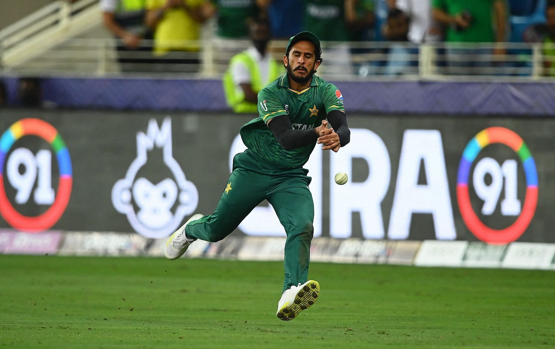 हसन अली के इस ड्रॉप कैच की वजह से पाकिस्तान ये मुकाबला हार गया