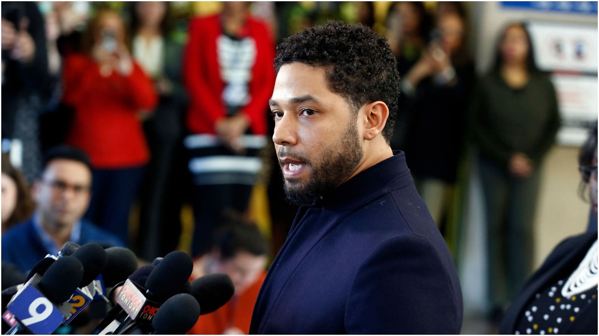 Jussie Smollett speaks with media after his appearance at Leighton Courthouse (Image by Nuccio DiNuzzo via Getty Images)