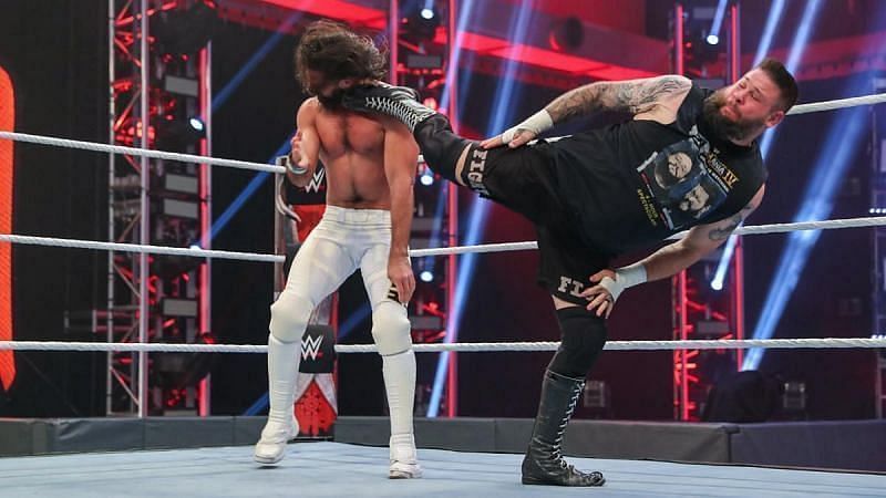 WWE Raw में पूर्व चैंपियन का दिखा खतरनाक रूप