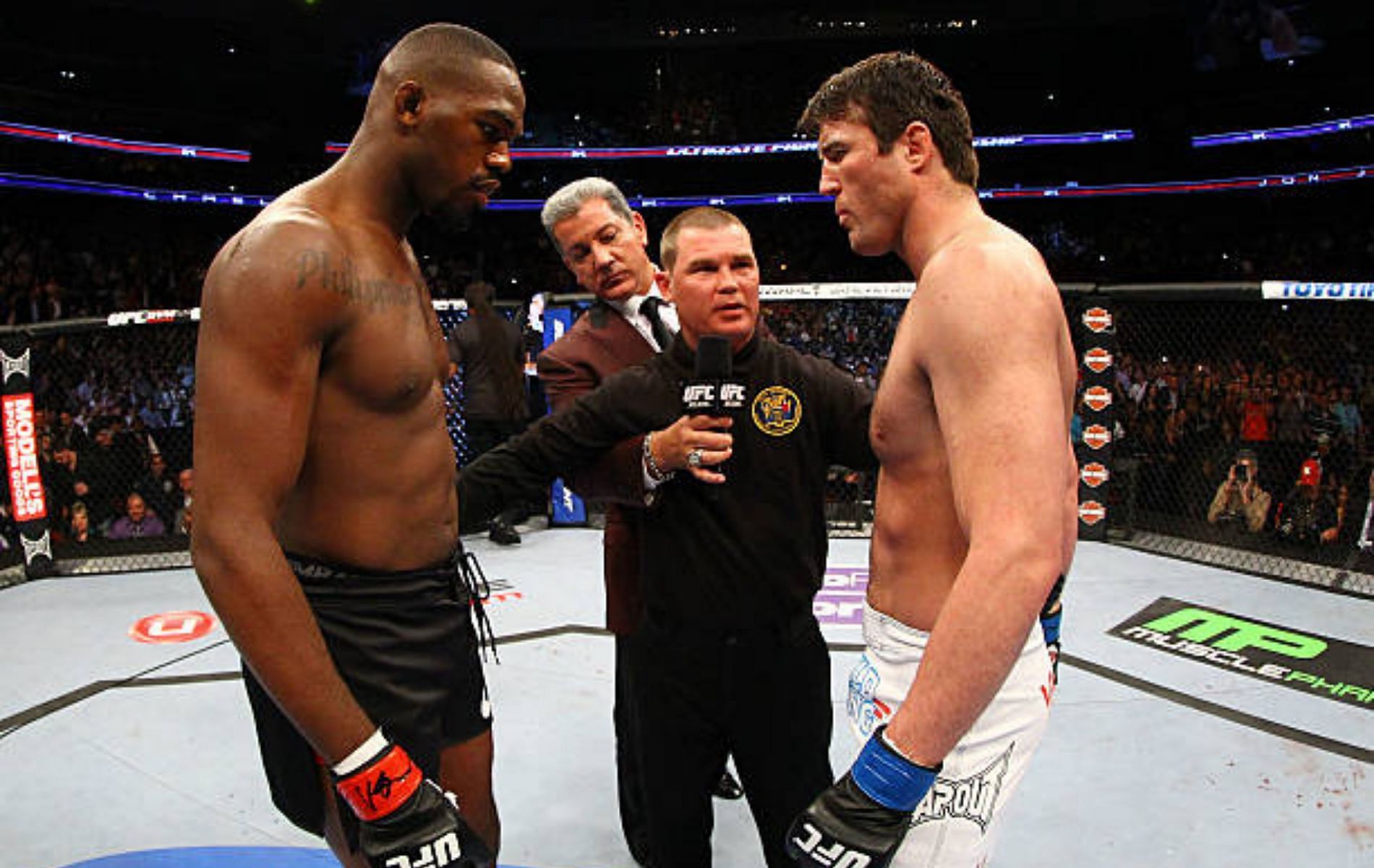 UFC News: Jon Jones Reacts To Chael Sonnen Receiving 5 Battery ...