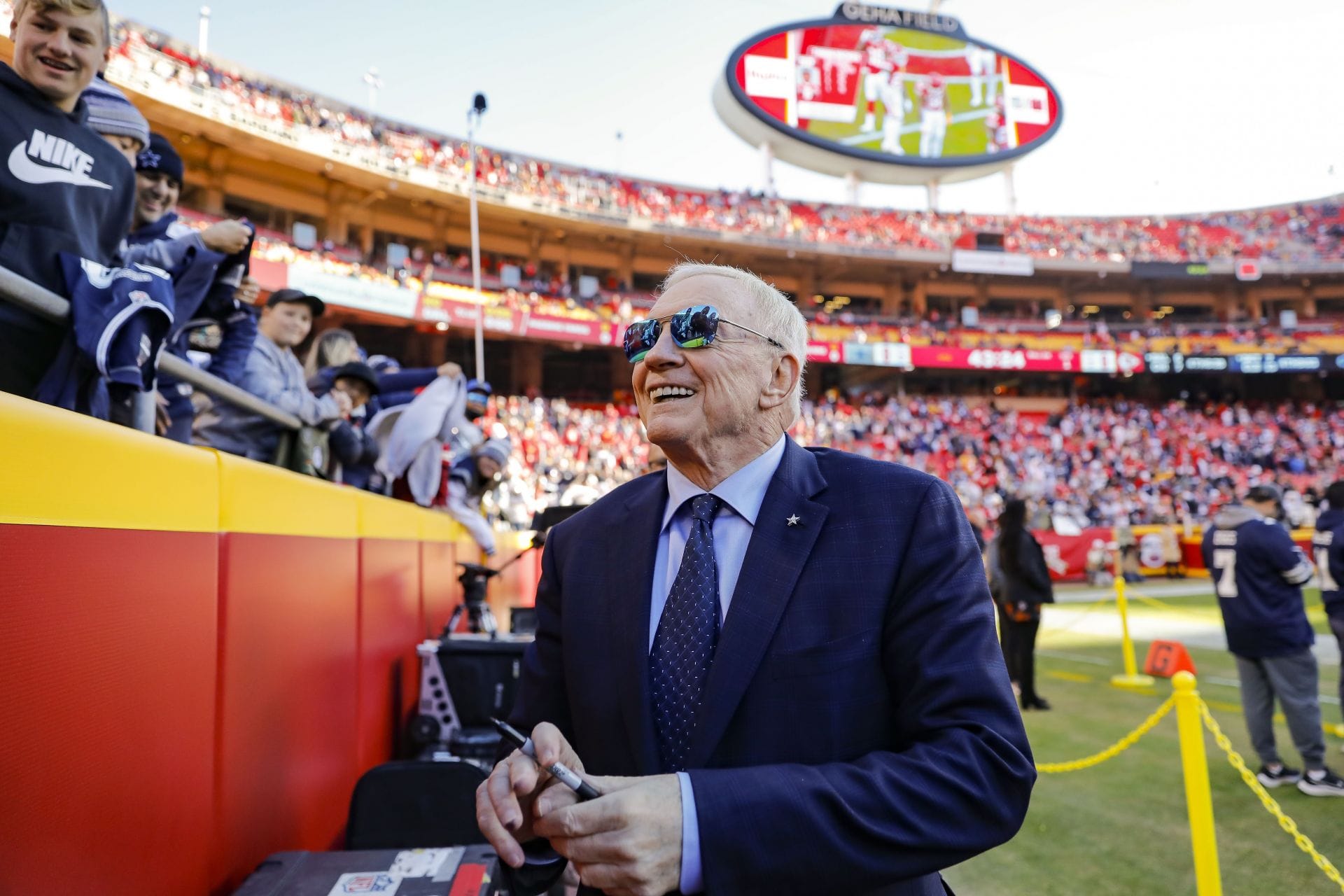 What makes the Dallas Cowboys the most valuable team in the NFL?