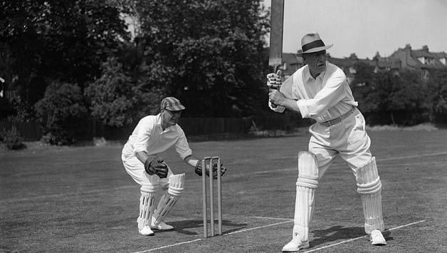 ऑब्रे स्मिथ ने इंग्लैंड के लिए पहले टेस्ट में कप्तानी की थी