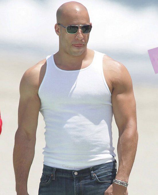 Pictures Of Buff Jeff Bezos Takes The Internet By Storm