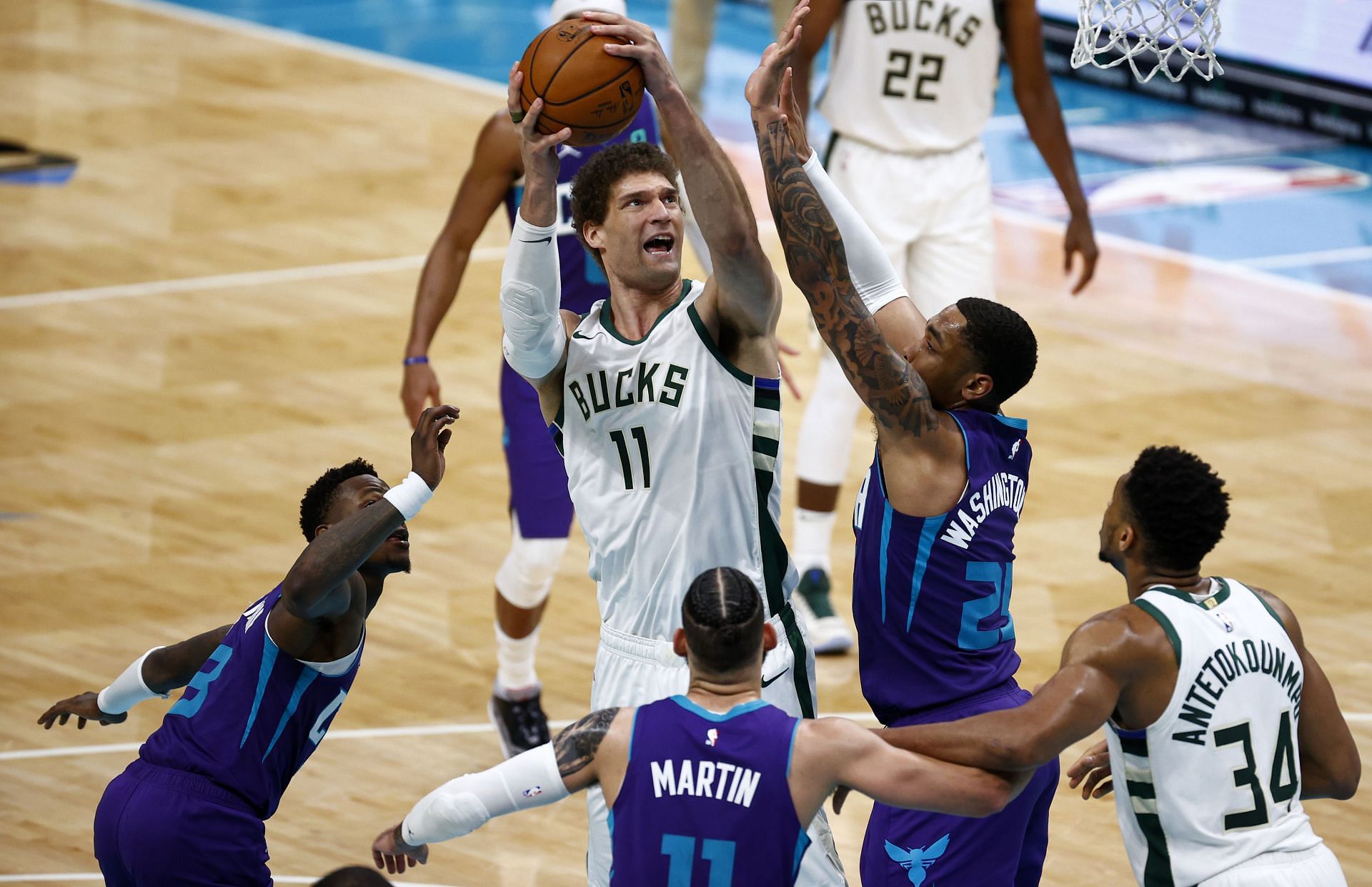 Charlotte Hornets Vs Milwaukee Bucks: Injury Report, Predicted Lineups ...