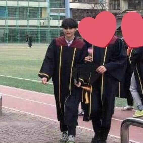 Kpop idol Doyoung graduates from high school; celebrates with Treasure