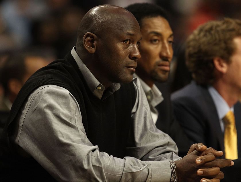 Mike's not going to feud in the press about what Scottie has to say” - Charles  Oakley reacts to Michael Jordan being called out by Scottie Pippen in the  media