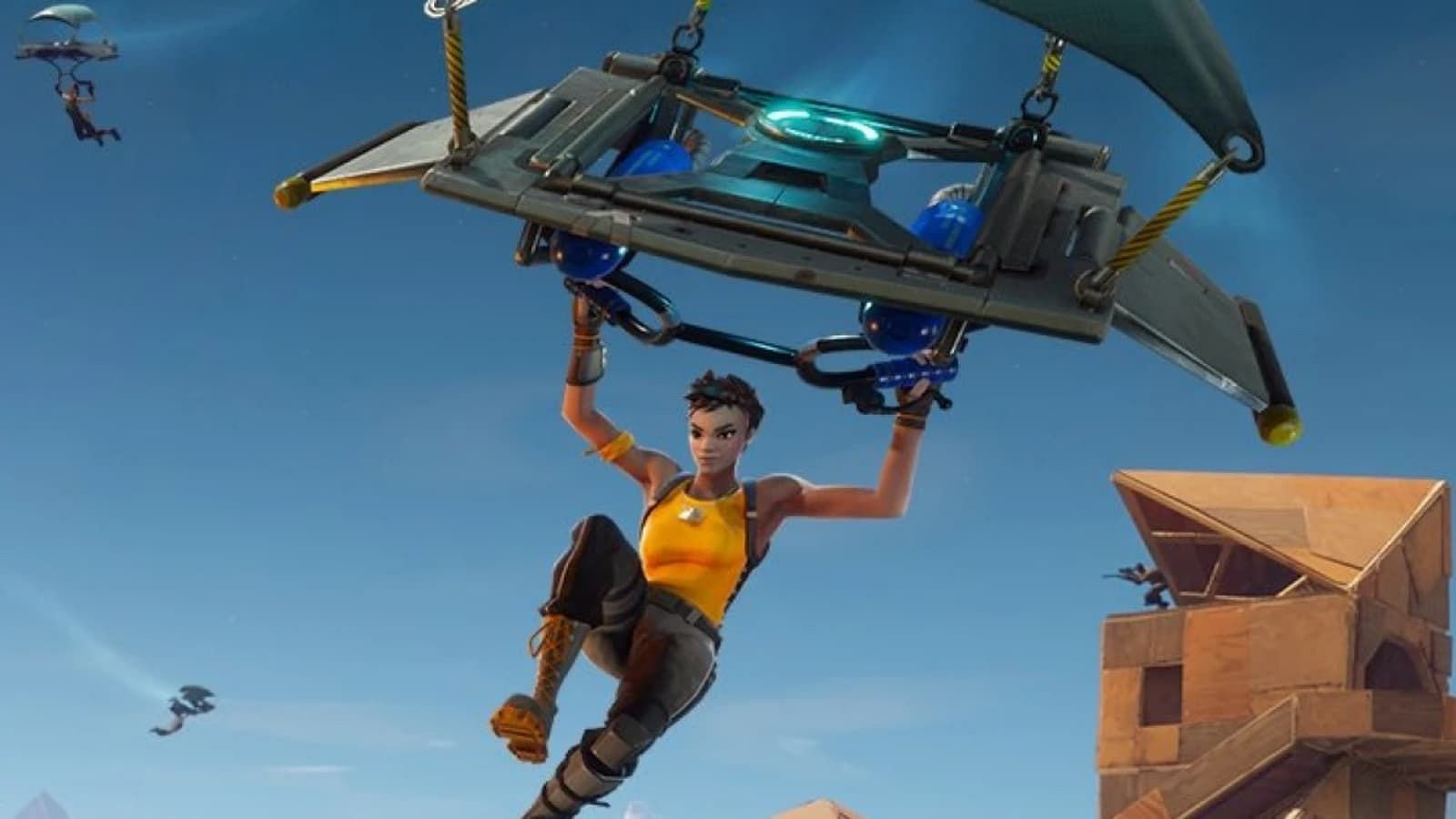Fortnite Player Discovers The Result Of Landing Atop A Gliding Player