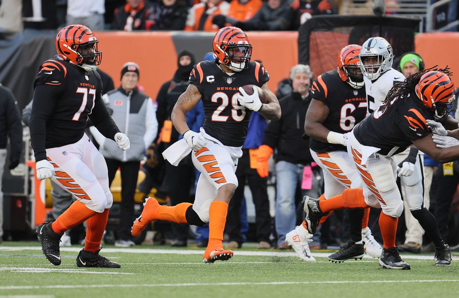The Bengals' road to the Super Bowl requires their first road playoff win