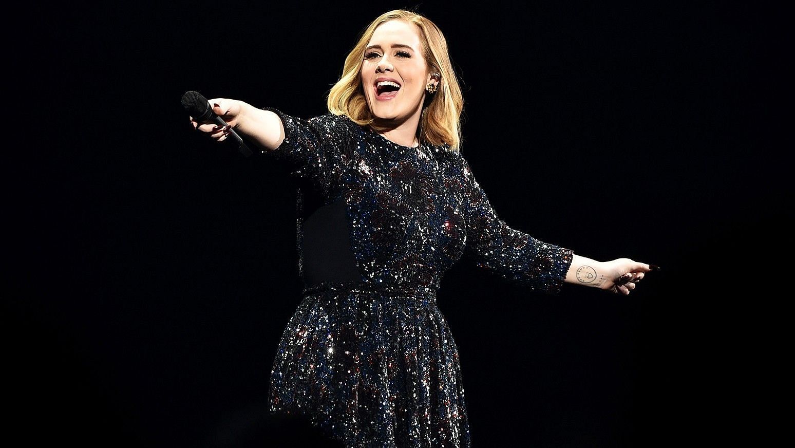 Why Did Adele Cancel Her Tour Singer Shares Tearful Apology Video To Fans Over Las Vegas