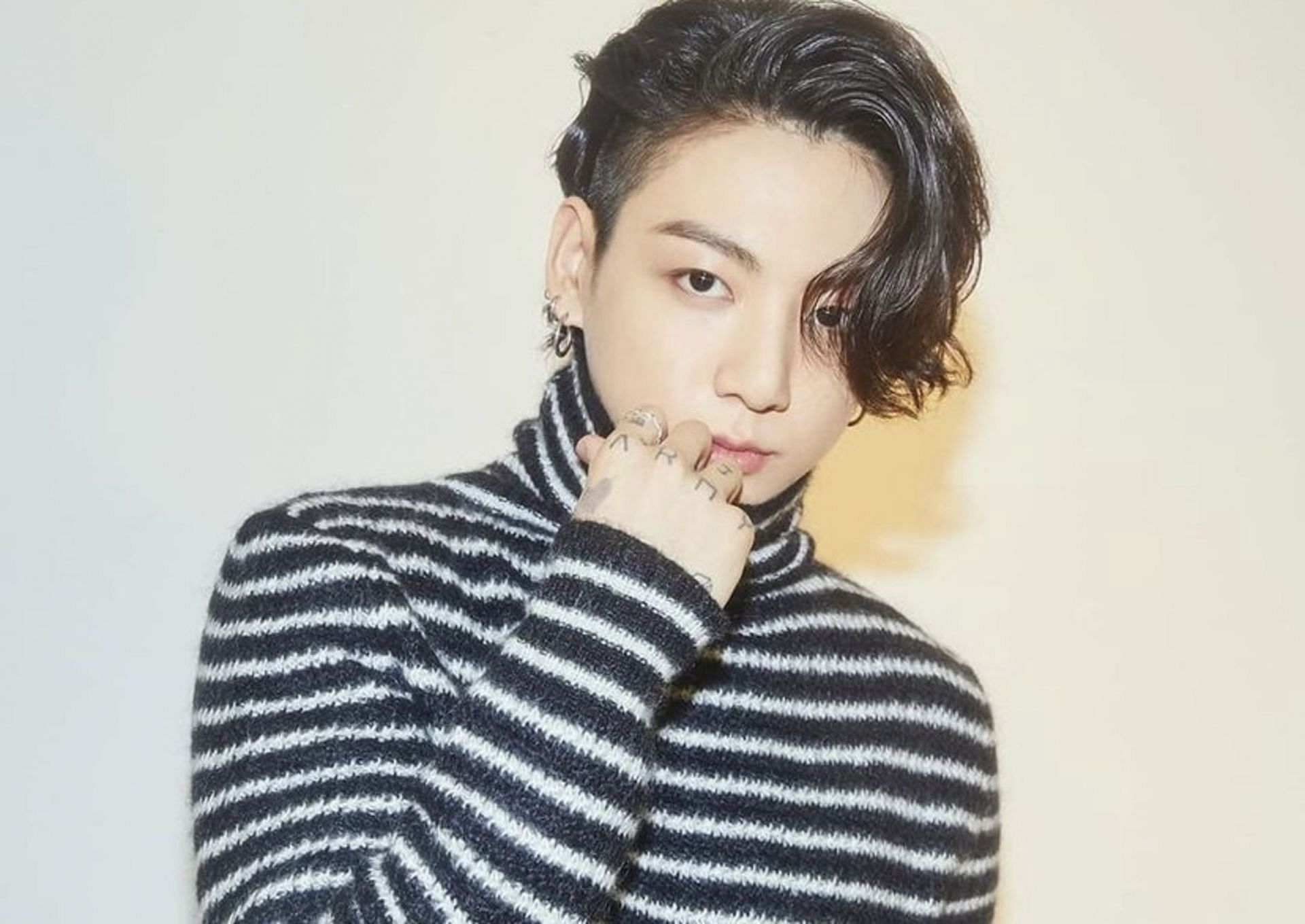 Bts Jungkook Sets Smashing Record As The First Korean Male Artist To