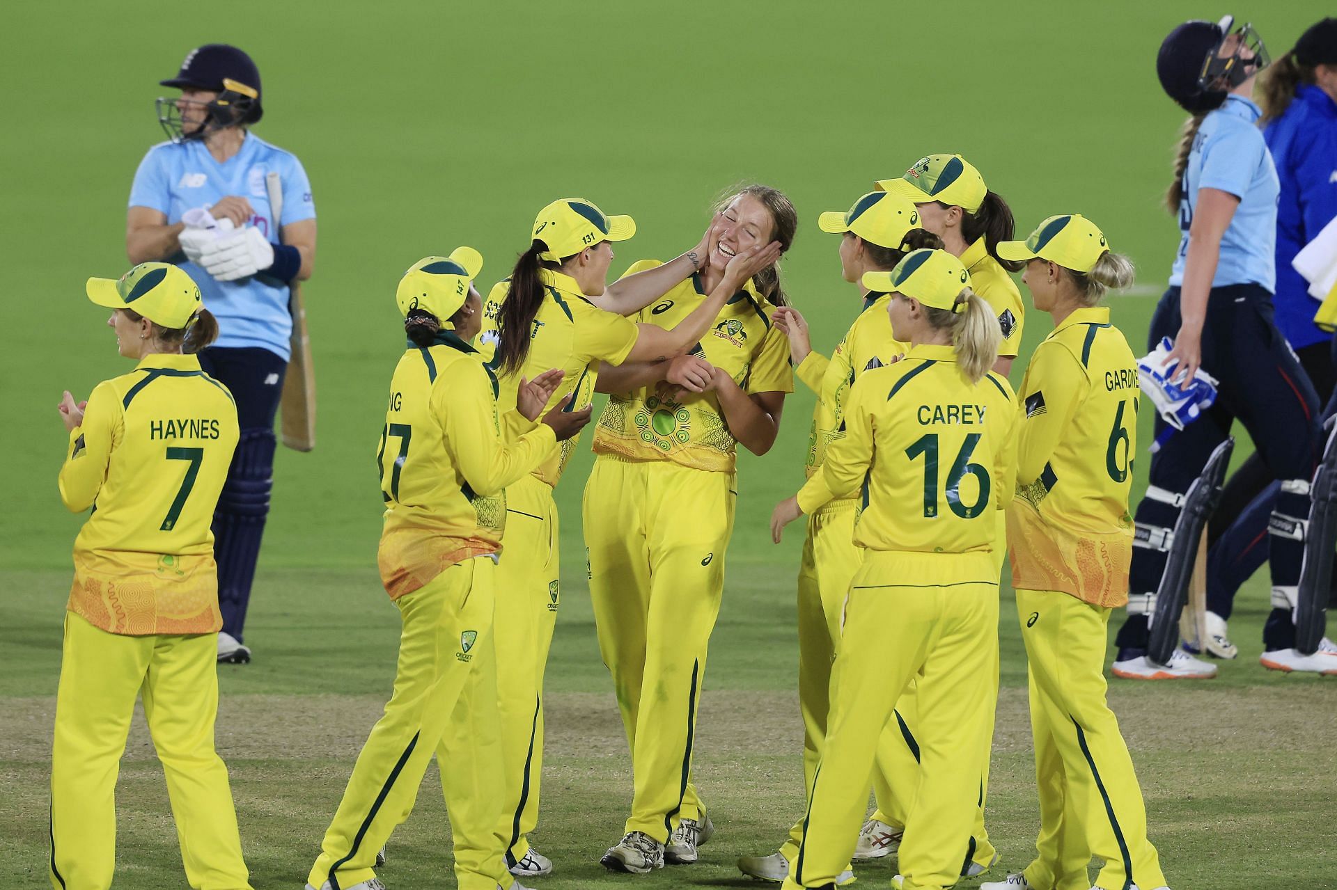 Australia v England - ODI Ashes Series: Game 1