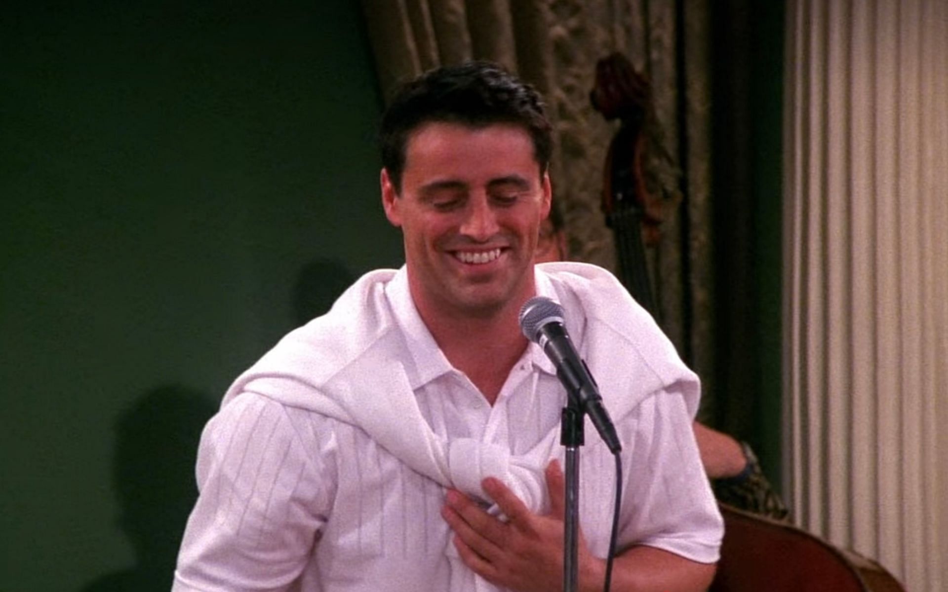 Joey Tribbiani Is His Five Fashionable Outfits In Friends