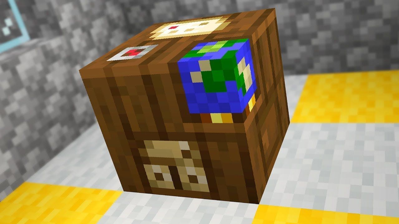 How to make a locator map in Minecraft Bedrock Edition