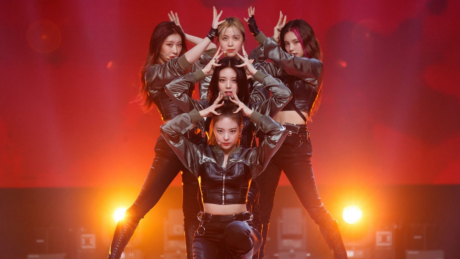 K-pop girl group ITZY &#039;s performance at KCON (Image via KCON&#039;s website)
