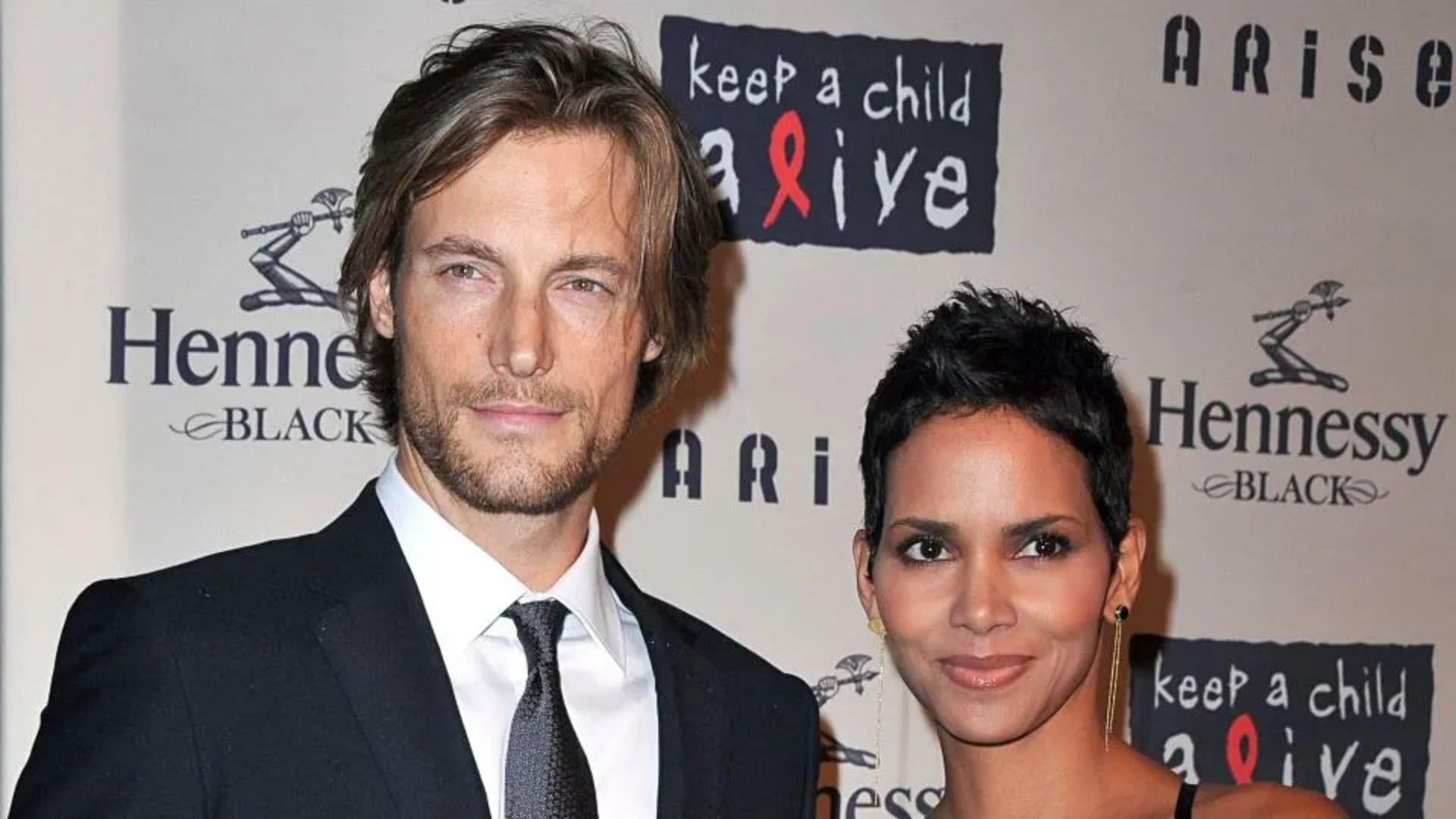 Halle Berry and Gabriel Aubry (Image via Everett Collection)