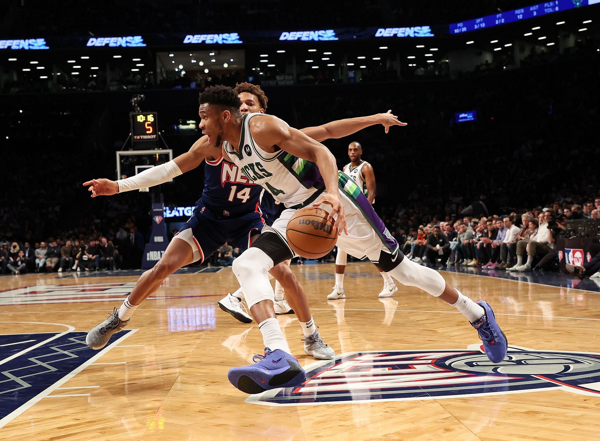 Watch: Giannis Antetokounmpo Hits Clutch Step-back 3 Vs Brooklyn Nets ...