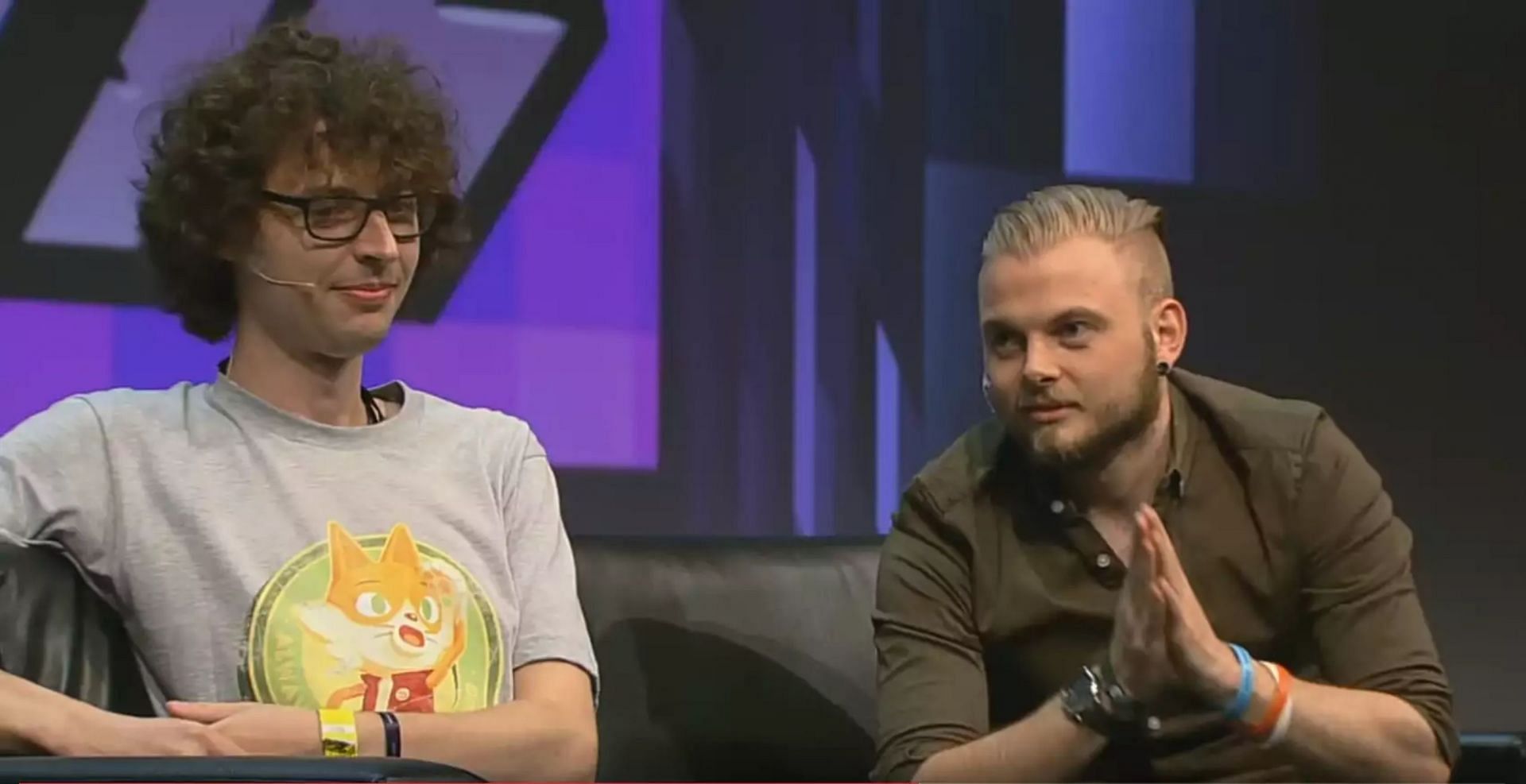 Stampy (left) and iBallisticSquid (right) speaking at a Minecon event (Image via Business Insider)