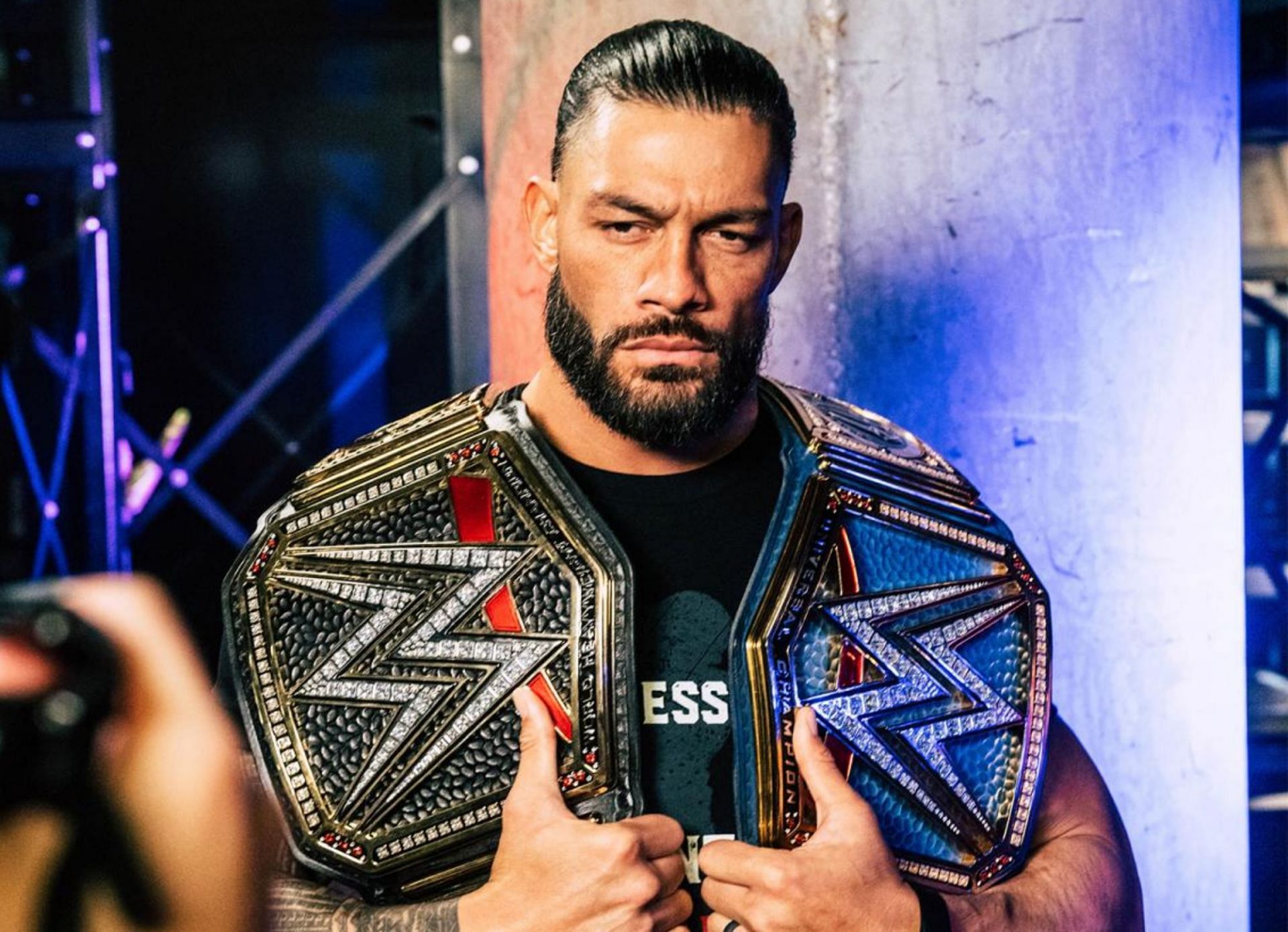 WWE में रोमन रेंस अभी शानदार काम कर रहे हैं