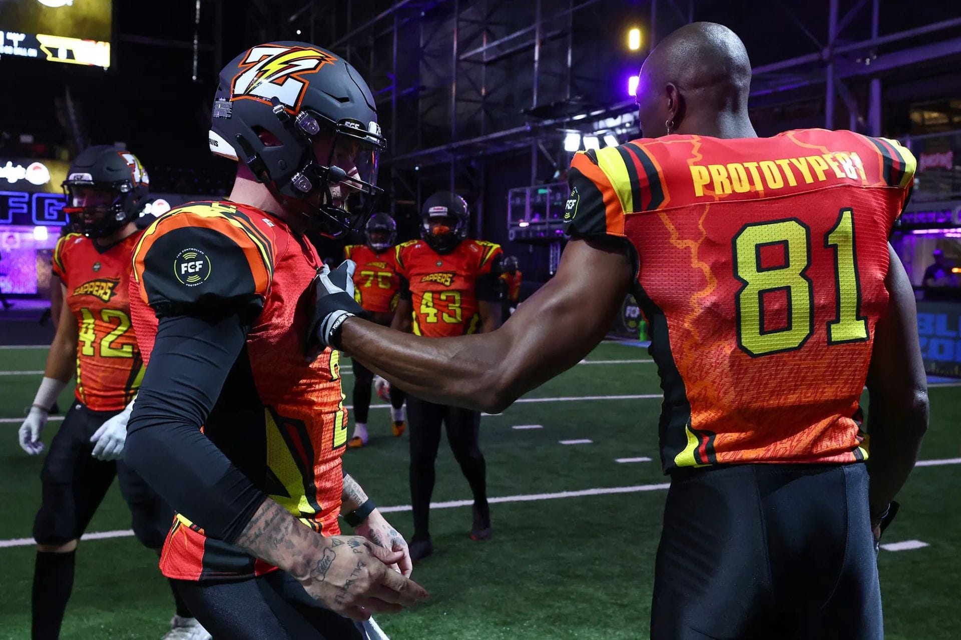 NFL fans react to Johnny Manziel's dime to Terrell Owens in Fan