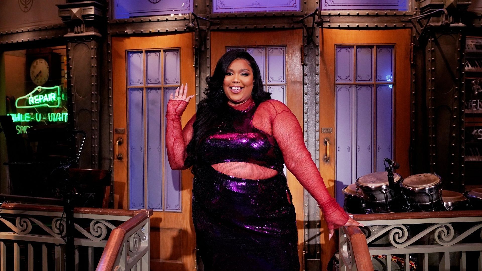 What did Lizzo do on SNL? Artist's performances explored as